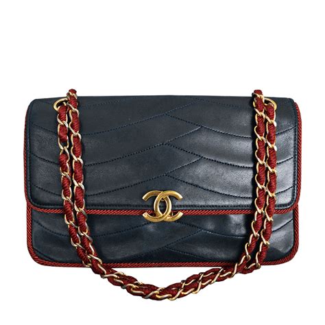 TOP 10 BEST VINTAGE CHANEL BAGS in Las Vegas, NV 